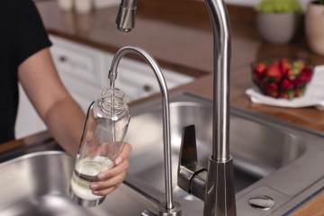 Beneficios de tomar agua regularmente