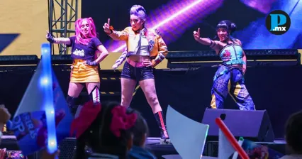 Miles de ni&ntilde;as y ni&ntilde;os disfrutan tributo a Las Guerreras K-Pop en Cholula