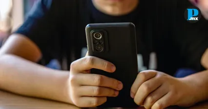 SEP Puebla alista reglas para retirar celulares durante clases