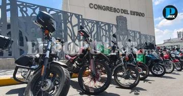 Puebla suspende Ley Casco tras acuerdo con motociclistas
