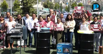 Puebla entrega 400 apoyos a productores de ma&iacute;z y mezcal con inversi&oacute;n de 10.3 mdp