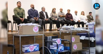 SEDIF entrega instrumental y equipo m&eacute;dico a cinco hospitales de Puebla
