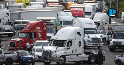 Transportistas levantan paro nacional tras acuerdo con Segob