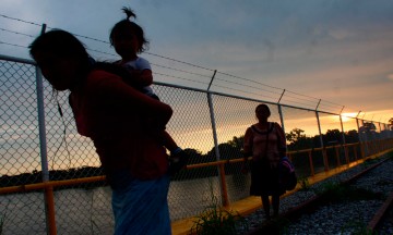 Mujeres violentadas y dreamers en riesgo de ser repatriados