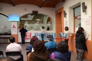 Habitantes de Tlaxcala capital aprovecharon el descuento del pago del predial 2015.