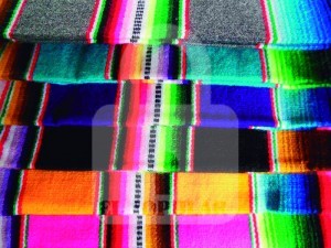 Compiten sarapes de Contla con productos chinos