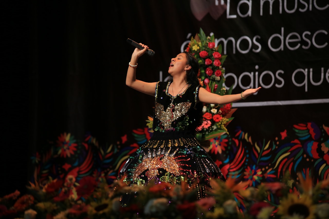 Las hermosas voces antorchistas