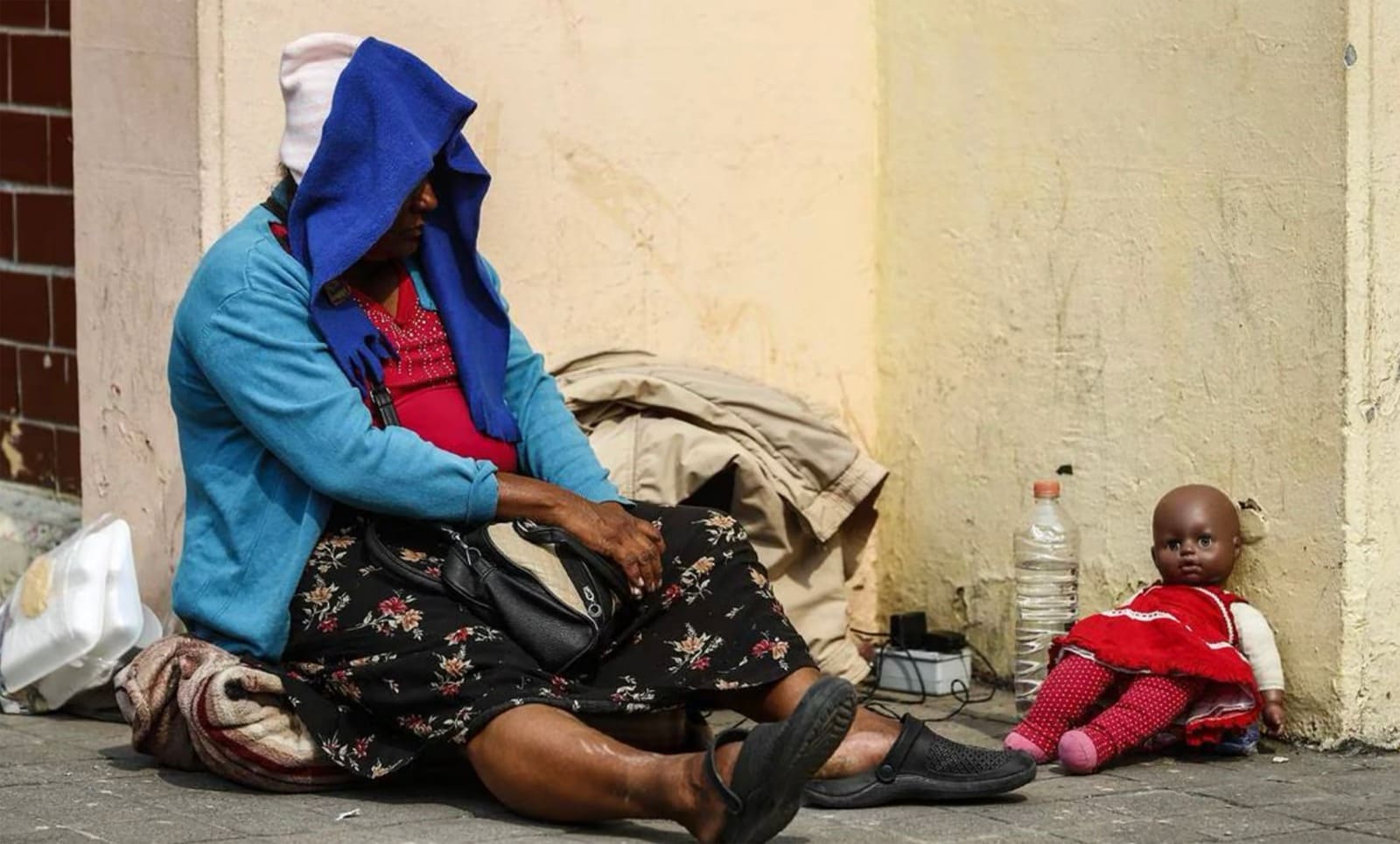 Los pobres son mucho más pobres y los ricos son mucho más ricos