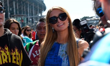 Mancera se deja ver con Paris Hilton