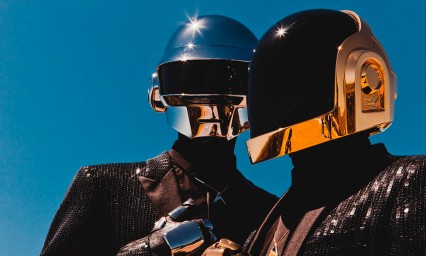 Festejan Toma de la Bastilla con canciones de Daft Punk