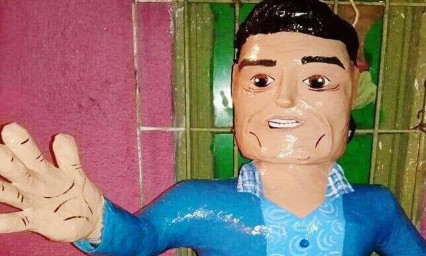 Convierten agresi&oacute;n de Eduardo Y&aacute;&ntilde;ez en pi&ntilde;ata