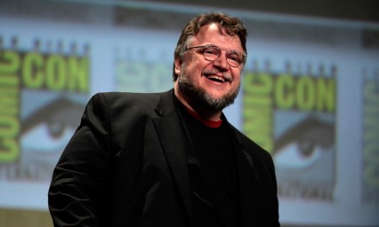 Sorprende Guillermo del Toro por petici&oacute;n en Twitter