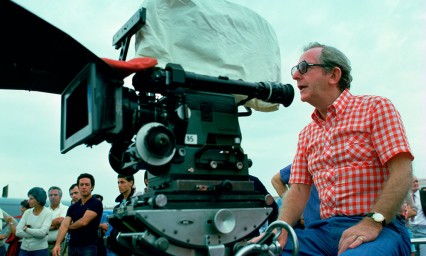 Fallece Lewis Gilbert a los 97 a&ntilde;os