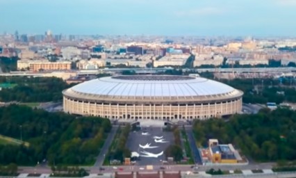 Calientan &aacute;nimos de Rusia 2018 con el video Live It Up