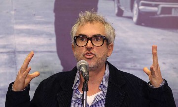 Alfonso Cuar&oacute;n consigue tres nominaciones en los Globos de Oro por "Roma"