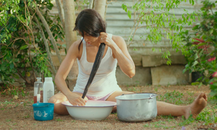 El amor materno muchas veces es machista: Antonella Sudassasi