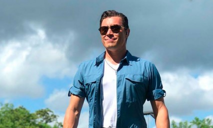 Sufre Antonio Rosique ataque de mantarraya en Exatl&oacute;n