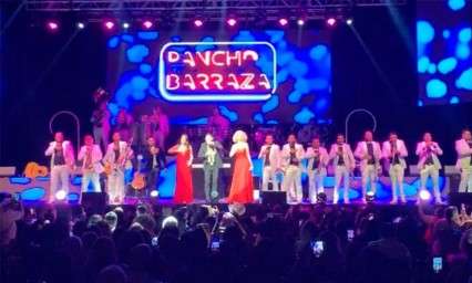 Pancho Barraza present&oacute; un show totalmente renovado