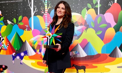 Relanza Laura Pausini su primer disco por sus 25 a&ntilde;os