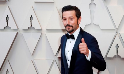 Diego Luna llega al cuarto piso