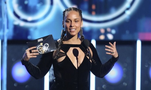 Alicia Keys habla sobre violencia policial en " Perfect Way to Die"