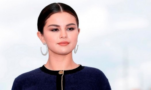 Selena Gómez lamenta y confiesa experiencias de discriminación y sexualización