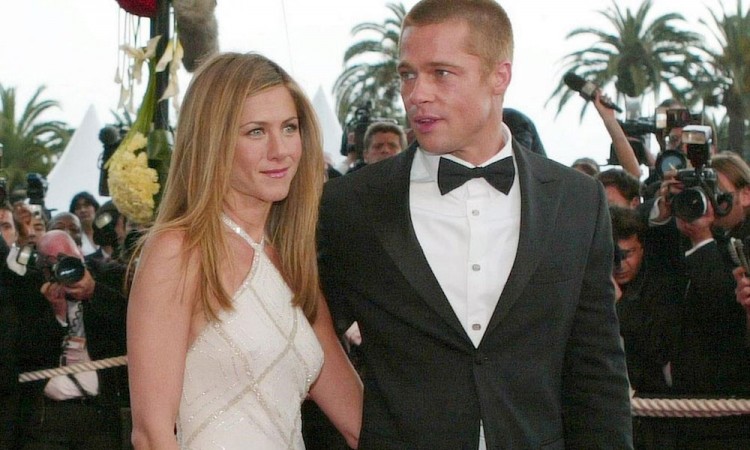 ¿Habrá algo más? Brad Pitt y Jennifer Aniston intercambiaron palabras que han enloquecido las redes sociales. 
