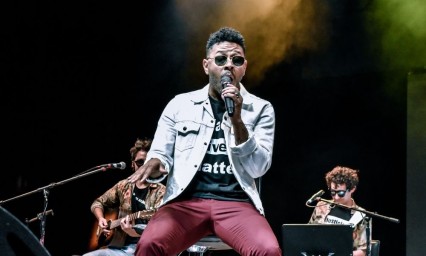 Todo un &eacute;xito concierto digital en vivo de Kalimba 