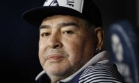 Hija de Maradona se opone a que se subasten las pertenencias de su padre 