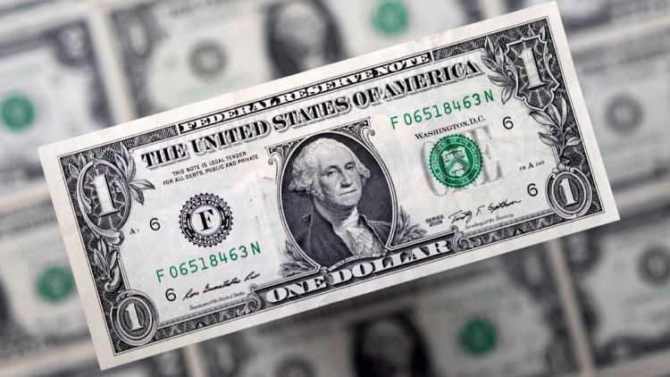 Peso recupera terreno ante un dólar más débil
