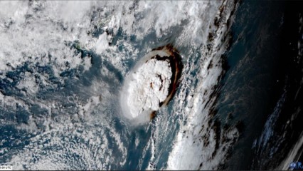 Erupción del volcán Hunga Tonga en 2022 afectó a todo el planeta