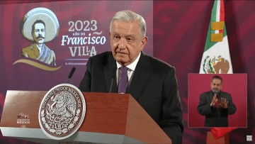 AMLO confirma explosión en plataforma de Pemex; hay heridos y desaparecidos