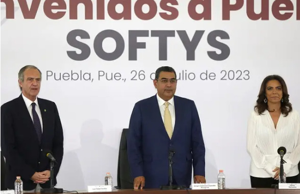 Puebla recibe inversión millonaria de Softys para generar empleo