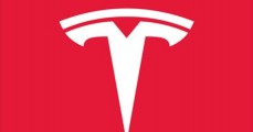Elon Musk pausa inversión en planta de Tesla en México