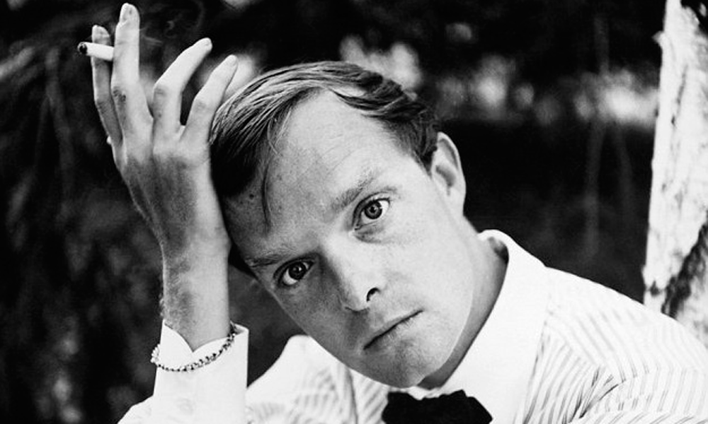 Subastarán cenizas de Truman Capote