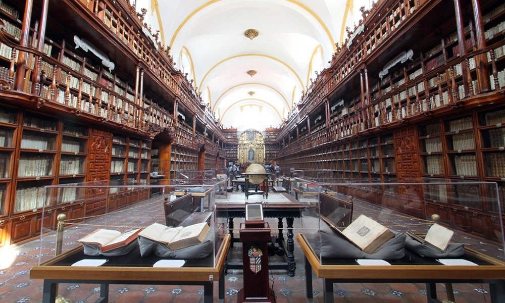 Presenta la Biblioteca Palafoxiana textos hebraicos