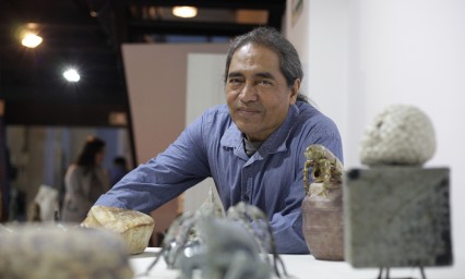 Inauguran expo Tierra y Fuego de Claudio Jer&oacute;nomo