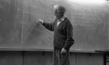 &ldquo;Voy & Vuelvo&rdquo;: Nicanor Parra