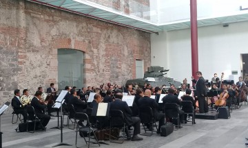 Evoca Orquesta sinfónica a Beethoven