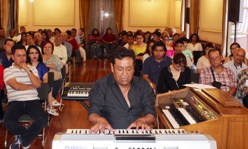 Rabindranath Bonilla deleita con su piano