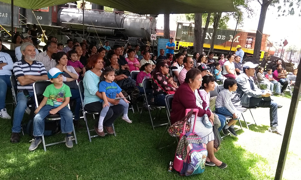 Inaugura Carlos Converso Estación Verano