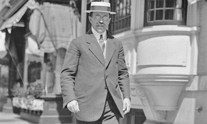 Celebran en Zacatl&aacute;n aniversario de Cabrera Lobato