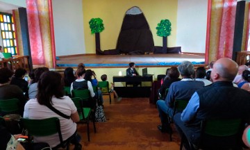 “Teatro se ha convertido en bodega”