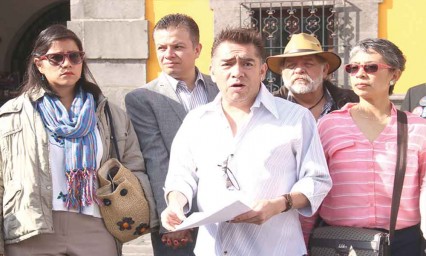 Artistas se oponen a la privatizaci&oacute;n del Teatro Principal