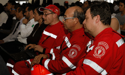 Rinden homenaje a v&iacute;ctimas en presentaci&oacute;n 19 edificios como 19 heridas