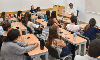 Erik Castillo ofrece charla sobre curadur&iacute;a de Capilla del Arte