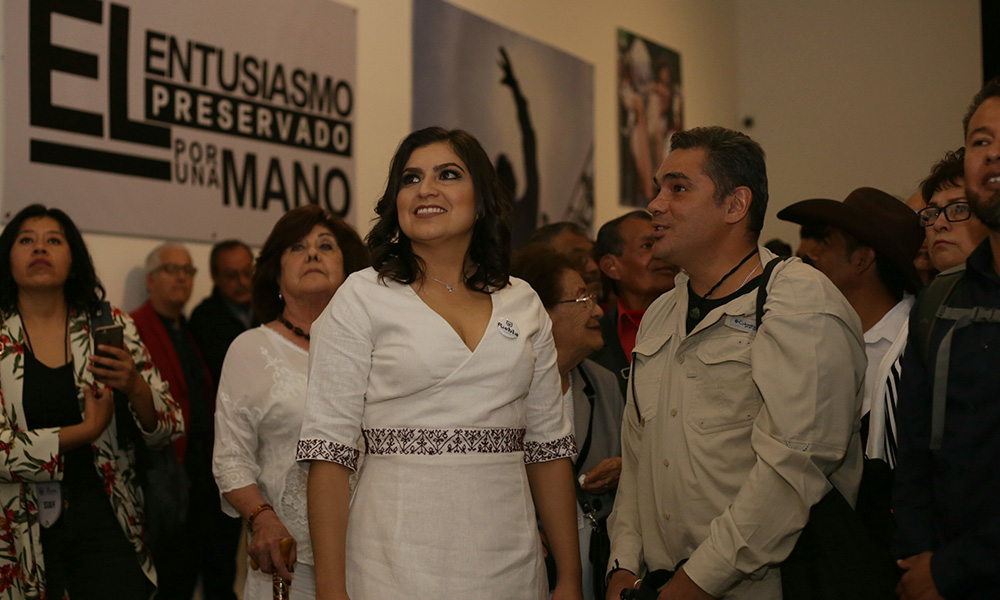 Inauguran expo de Germán Canseco y Cruz de la Rosa