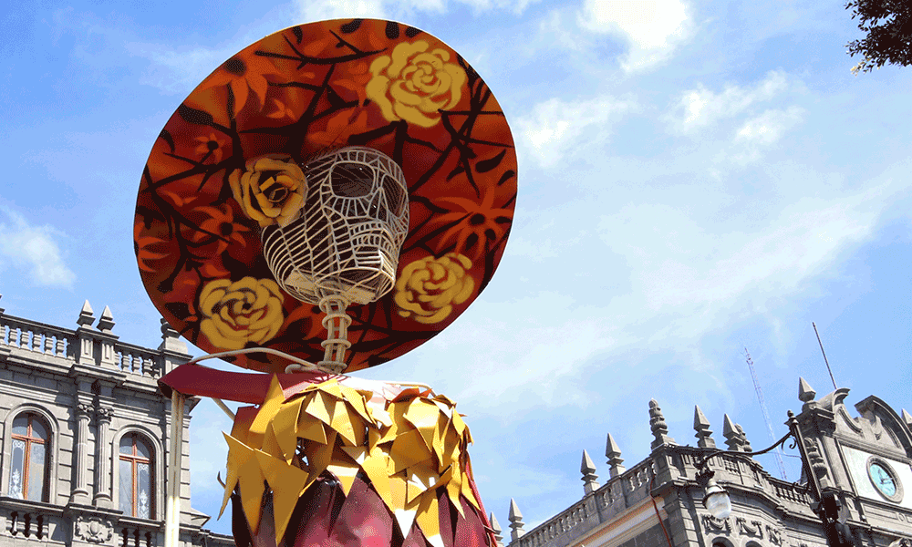 Inauguran exposición Me lleva la huesuda en zócalo