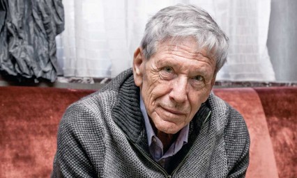 Muere el escritor israel&iacute; Amos Oz