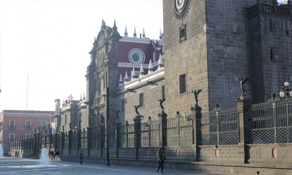 Busca comisi&oacute;n democratizar cultura y turismo en Puebla
